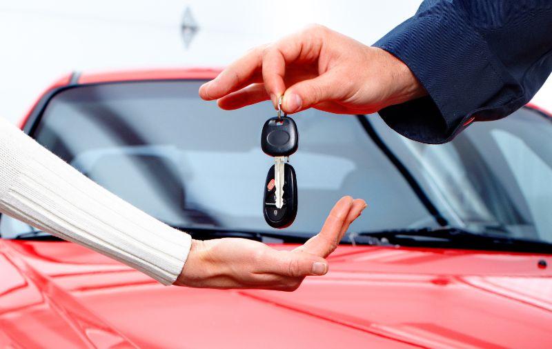 What is the best way to rent a car in Iran at a reasonable price (1)