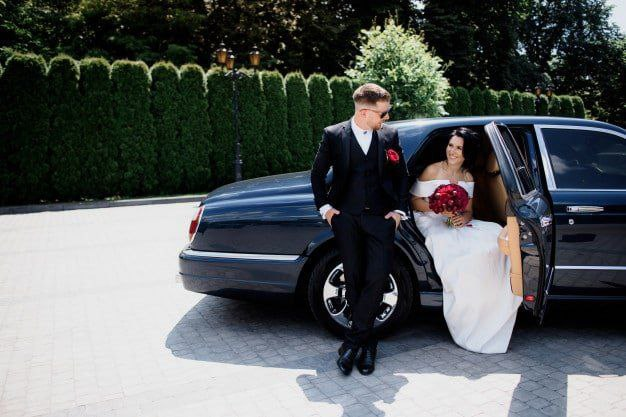 Best wedding car rental guide How to choose the best car for your wedding day (2)